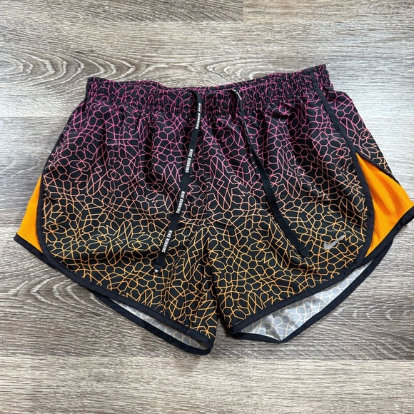 Nike Shorts Womens XS Multi-Color Starglass Printed Black Dri-Fit Activewear Gym - Picture 1 of 5